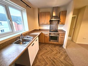 Photo 6- click for photo gallery